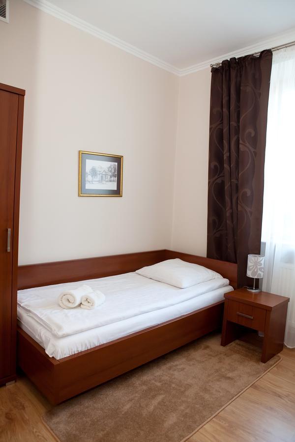 Hotel Srodmiejski Kielce Exterior photo